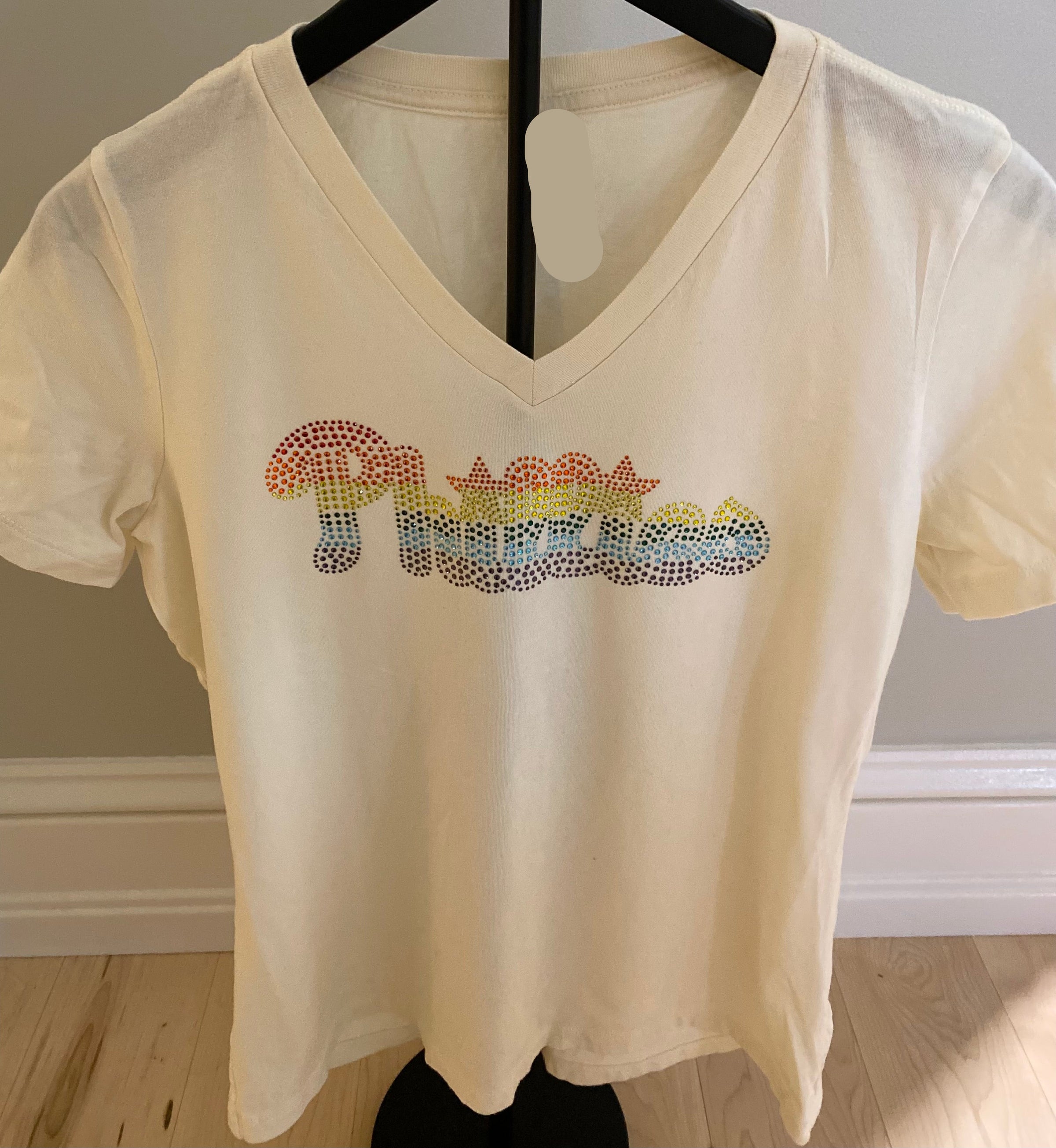 Phillies Pride Bling Women’s V-Neck Tee