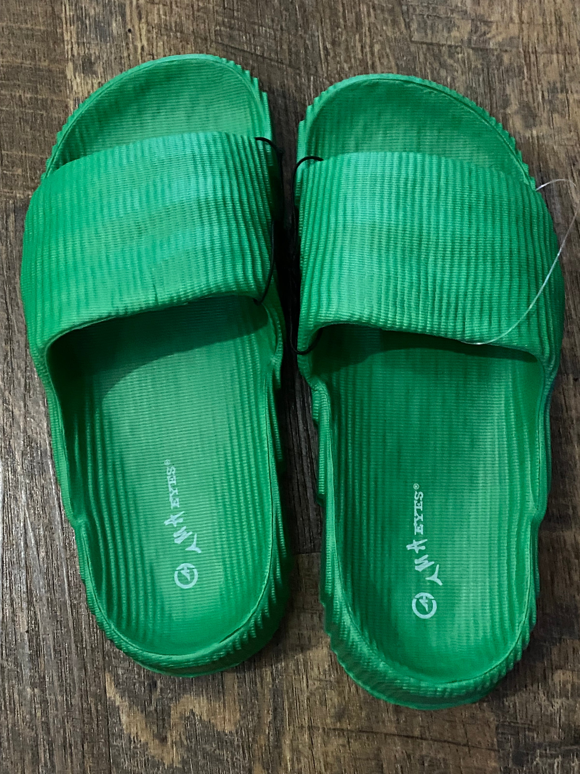 Ripple Texture Slides (2 Colors)