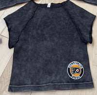 Flyers Patch Ribbed Crop Tee