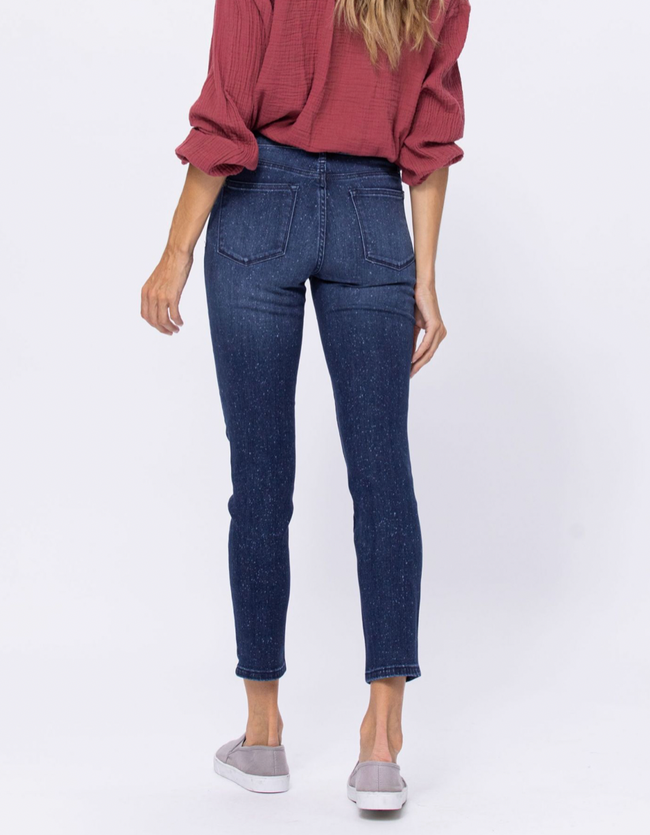 Judy Blue Mid Rise Relaxed Fit -JBMRRF